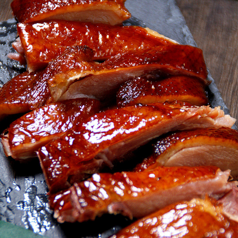 板鸭四川特产自制酱香鸭整只装腊川味手工风干腌肉