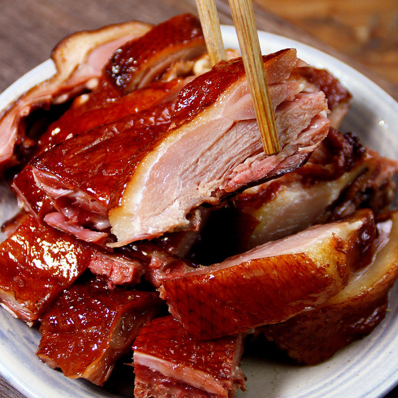 板鸭四川特产自制酱香鸭整只装腊川味手工风干腌肉
