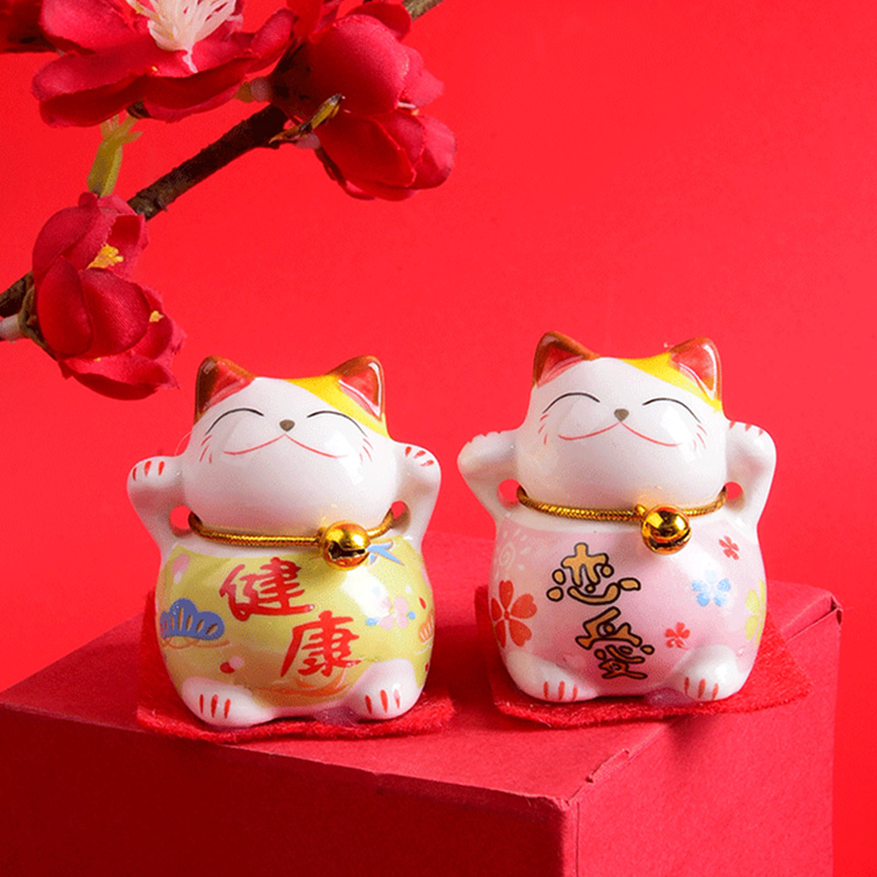 招财猫摆件家用创意陶瓷开运店铺开业发财小猫办公室车载日式装饰