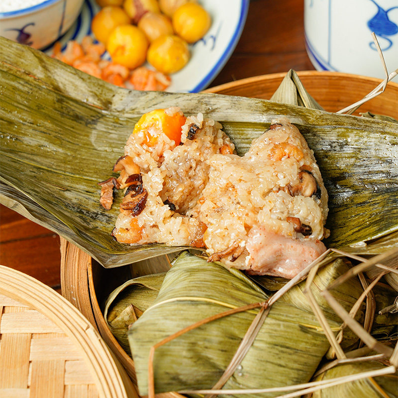 粽子板栗咸蛋肉粽广东潮汕鲜肉香菇散装现做粽子