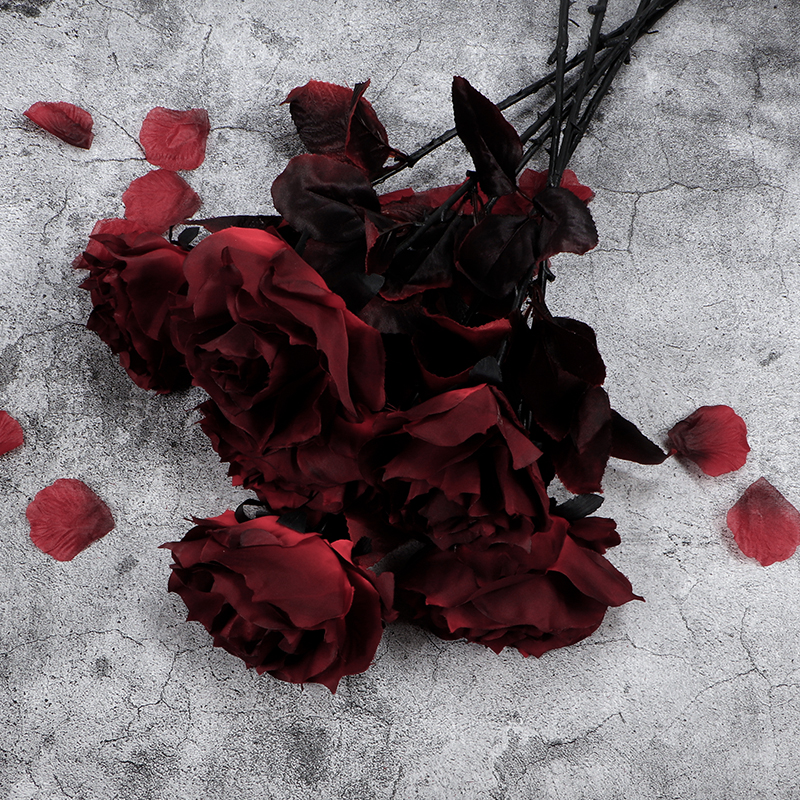 复古古风血红色仿真玫瑰摄影摆件模特jk手拿背景布类