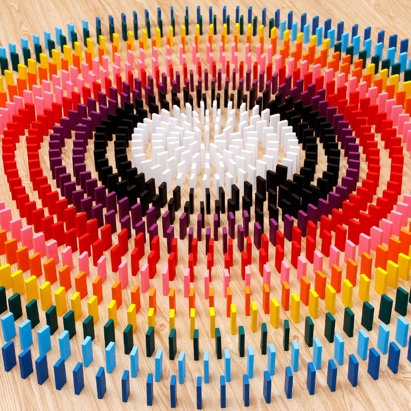 多米诺骨牌儿童益智成人比赛标准1000片积木木制机关多米诺骨牌