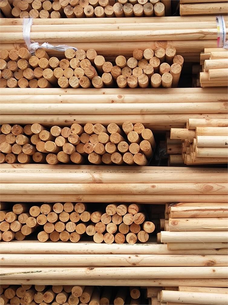 防滑防腐路边直立建材支撑抱箍大树树木木质架架器杆器保温木杆