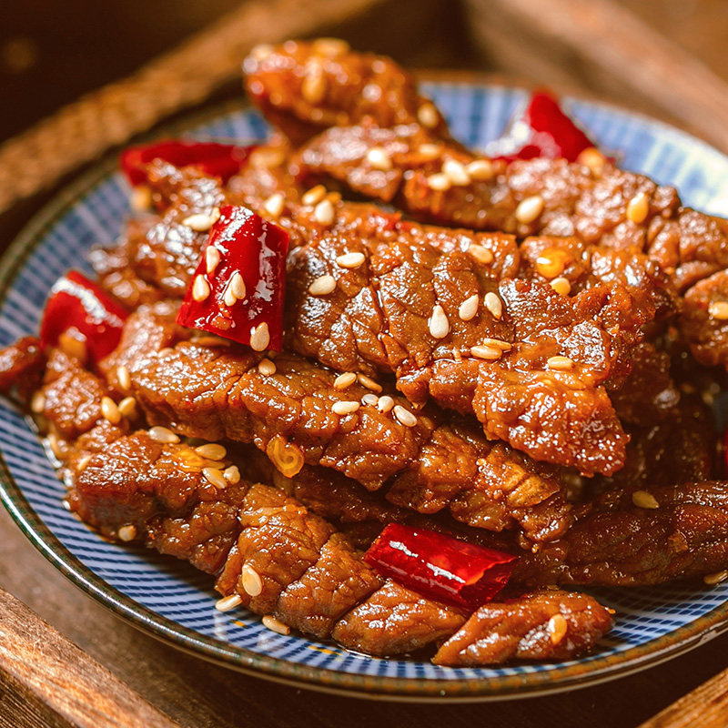 麻辣冷吃牛肉干手撕牛肉粒卤熟食真空风味四川牛肉类