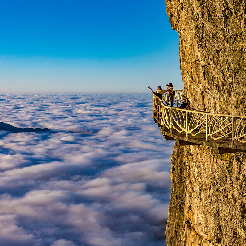 重庆28人滑雪跟团包车门票小团一日游佛山金佛山境内跟团游