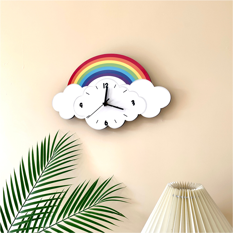 卡通动漫彩虹云朵客厅挂钟幼儿园儿童工作室静音挂钟