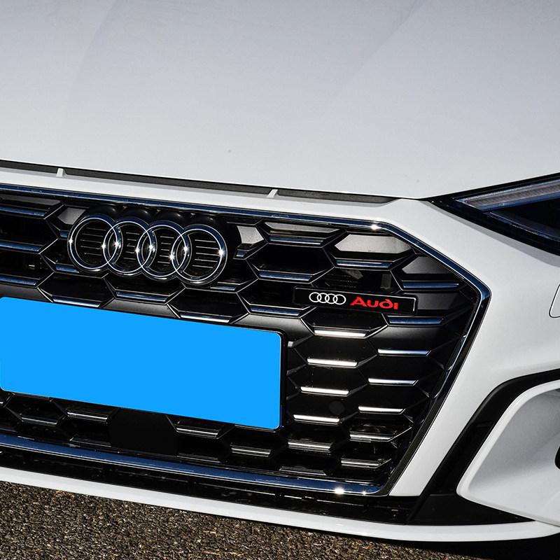 奥迪改装四环slineled用品中网灯发光中网标提升颜值卡扣设计接acc常