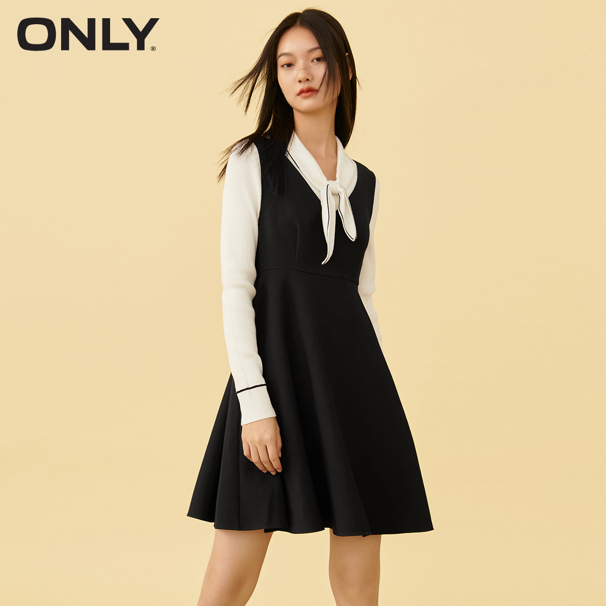 only2021秋季新款修身收腰a字显瘦两件套套装连衣裙女