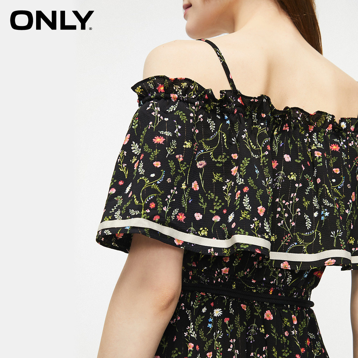 only奥莱冬季新款复古碎花仙女收腰吊带连衣裙连衣裙