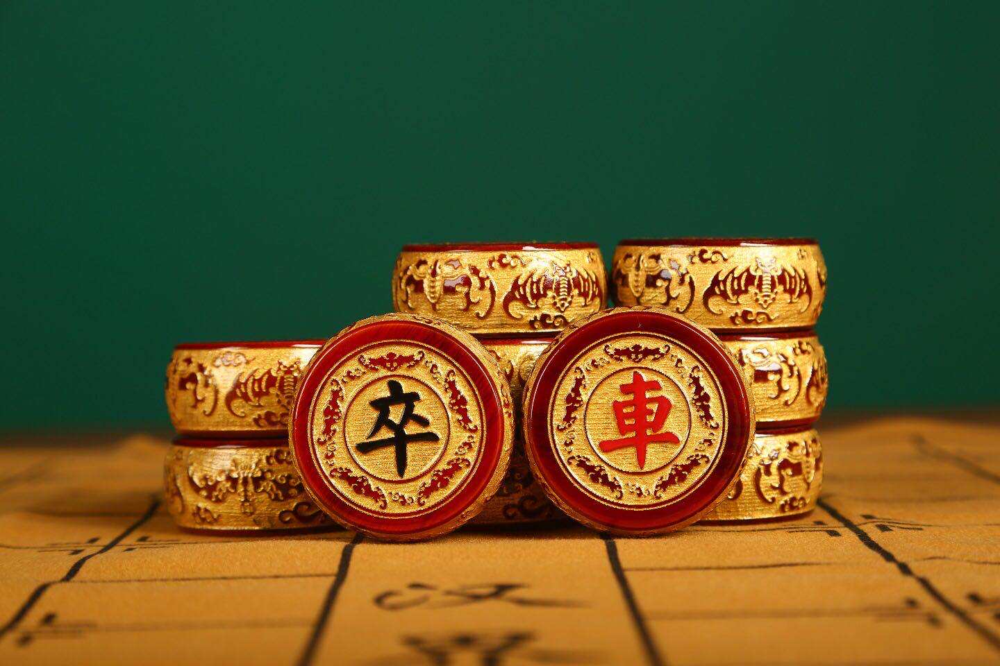 金丝楠木象棋中国实木小叶桢楠镀金高档大号创意礼品