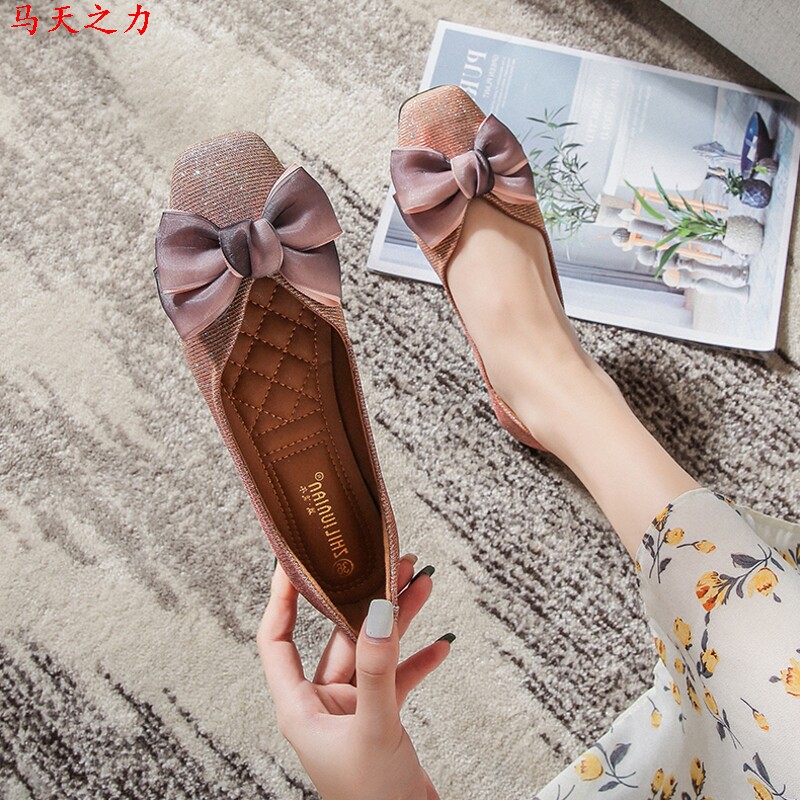 网红鞋子女超火单鞋女2019夏款百搭蝴蝶结平底脚肥脚宽大码41-43