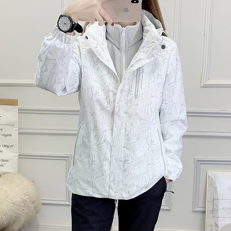 白色冲锋衣外套女2021新款冬季抓绒三合一可拆卸防水印花滑雪服男