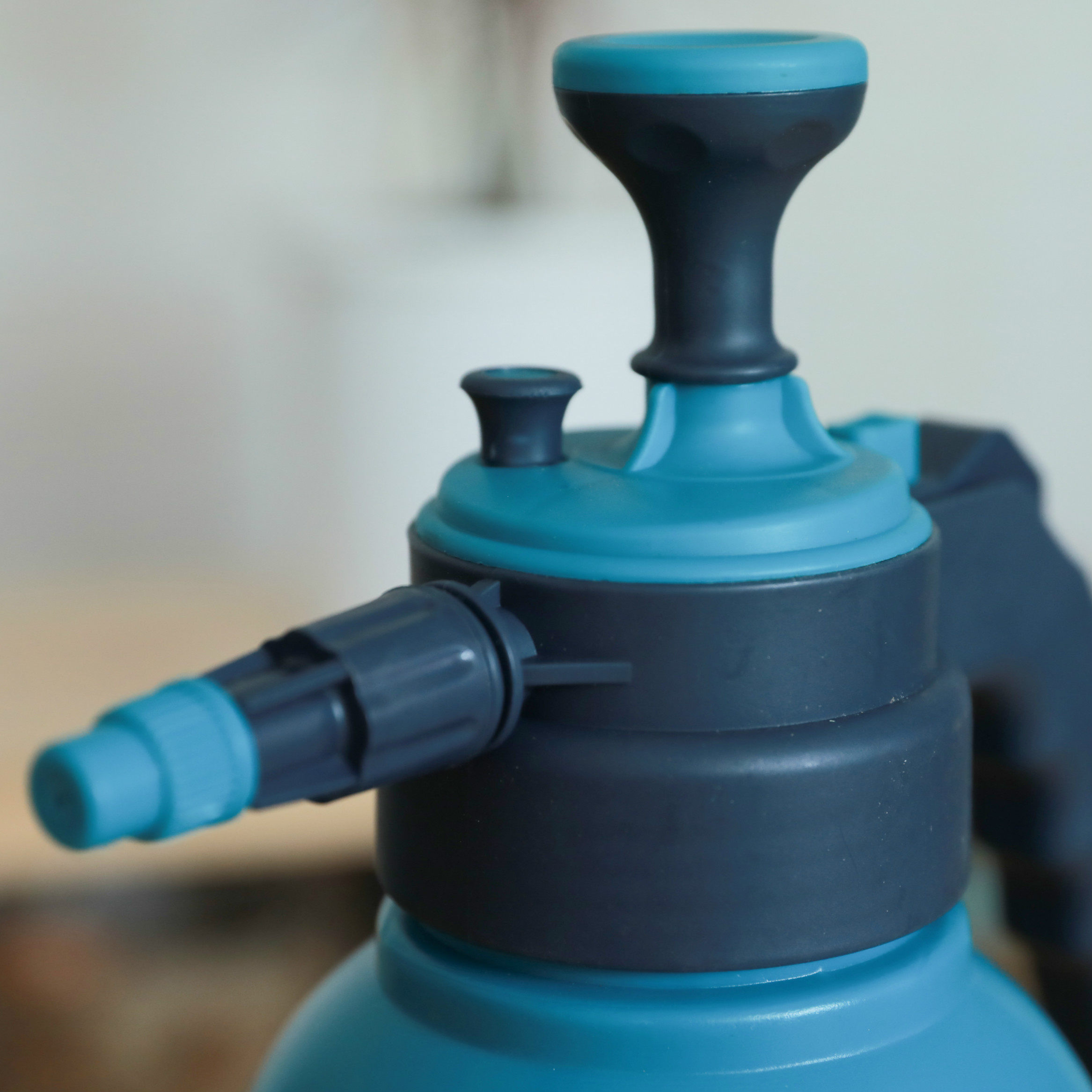 水壶压力有木喷雾器气压家用高压力喷壶浇花园艺洒水