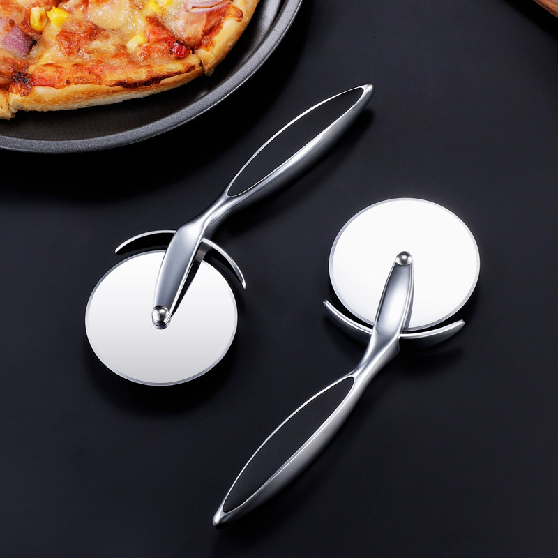 德国披萨刀滚刀家用厨房切面切割比披萨饼专用其它烘焙器具