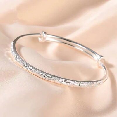 手链送友妈妈学生实心四叶草手环老凤祥款s999纯银手镯