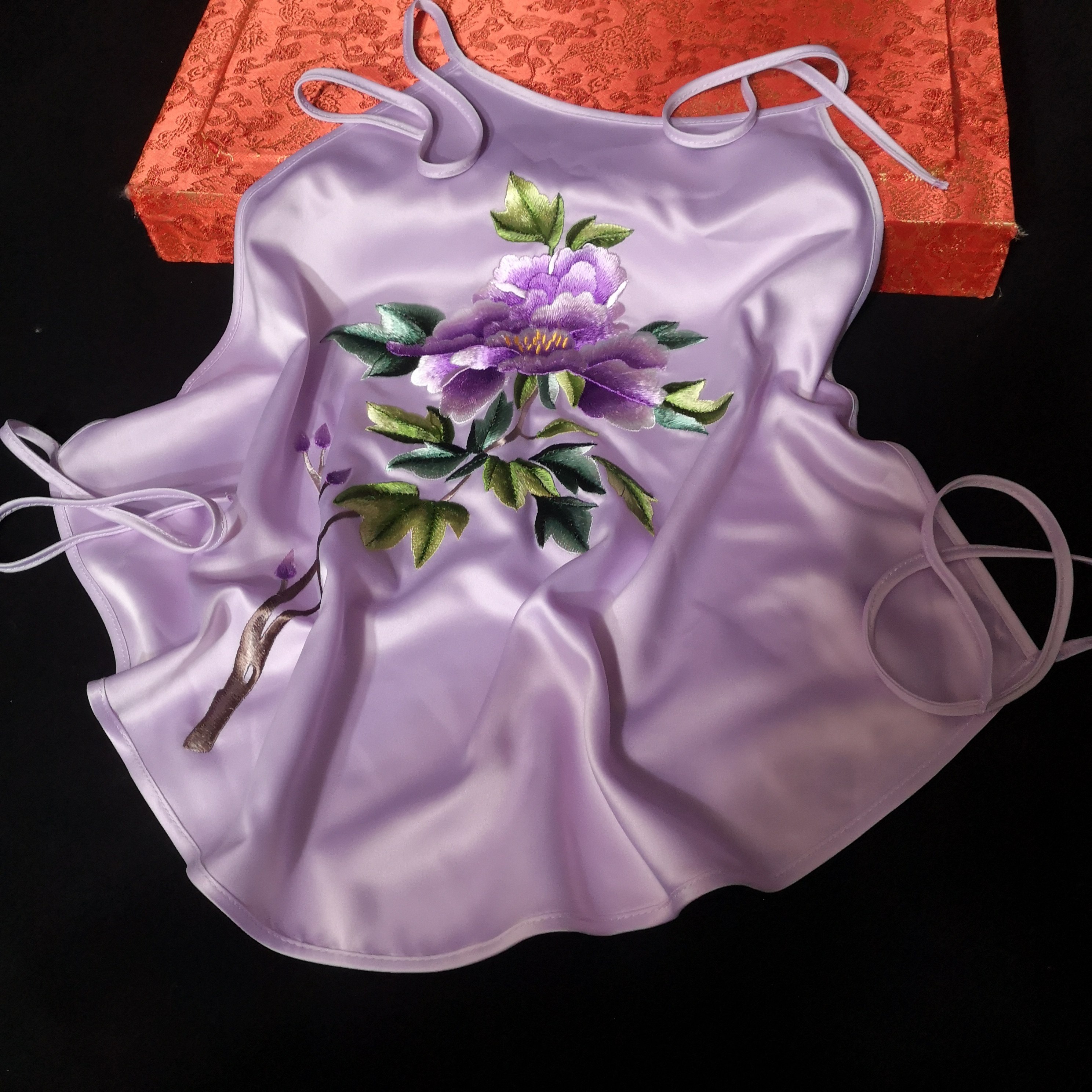 肚兜成人古风绣花汉服肚围真丝刺绣古装吊带肚兜