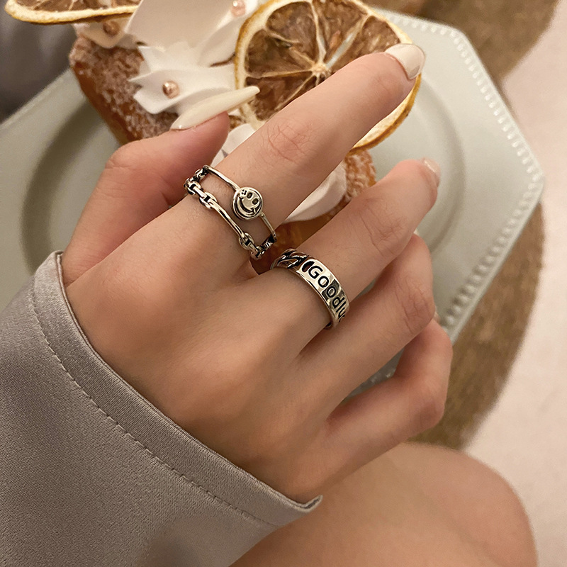 日韩创意笑脸英文字母goodluck戒指小众设计轻奢戒指