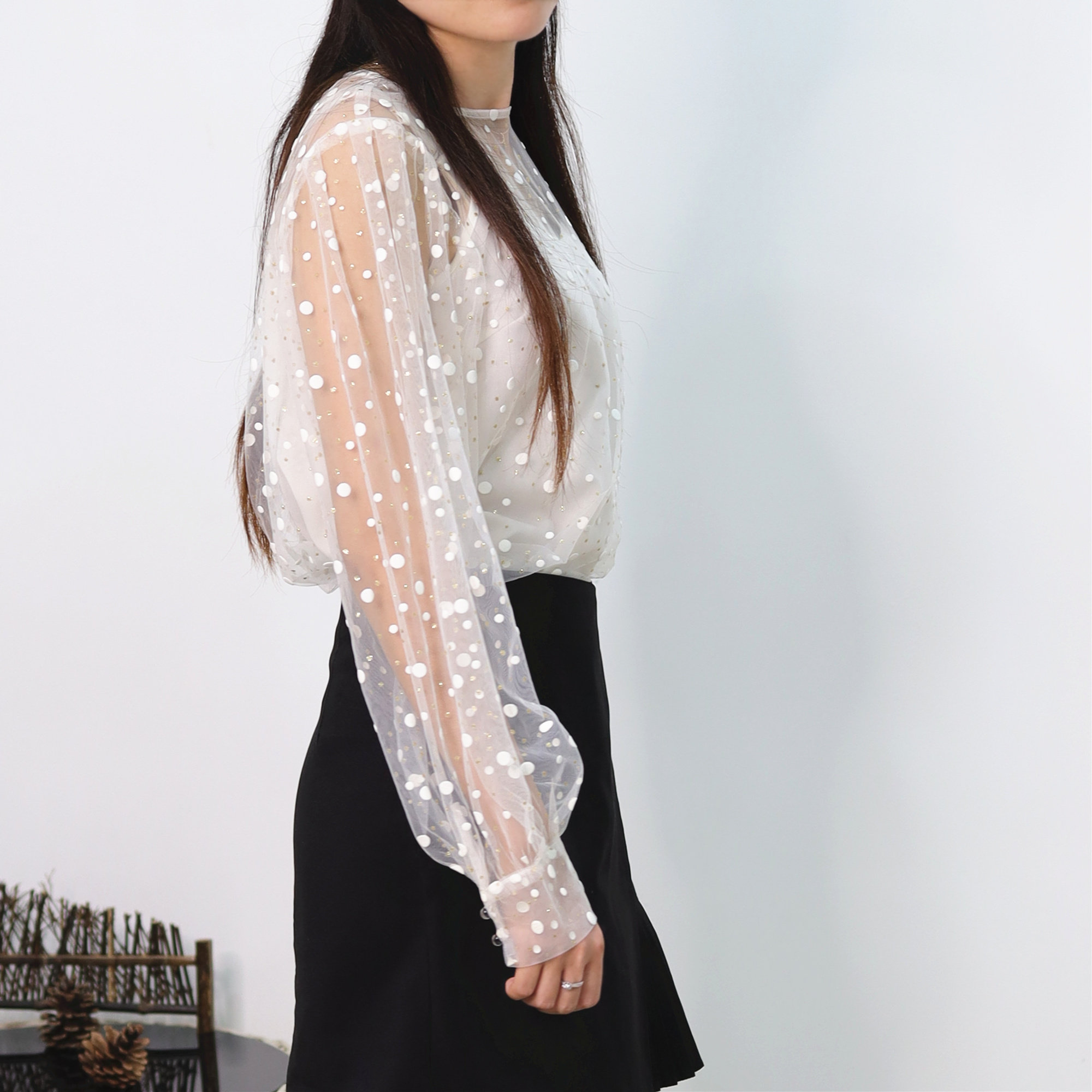 进店购买fashion 秀场立即购买0689元发货地:广东 广州包邮0689.