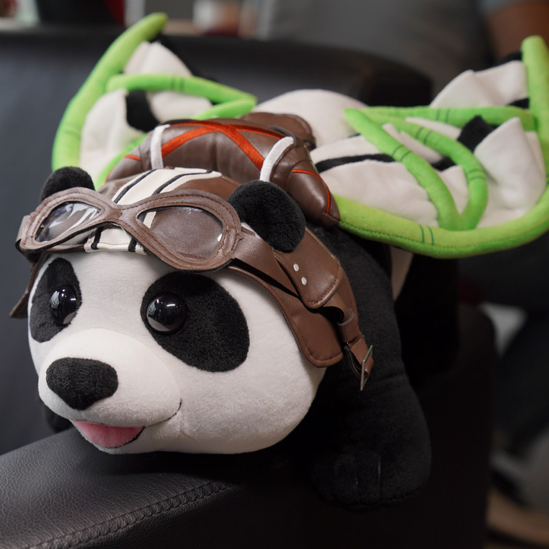 dota2毛绒公仔信使斑竹队长熊猫抱枕官方游戏游戏实物周边