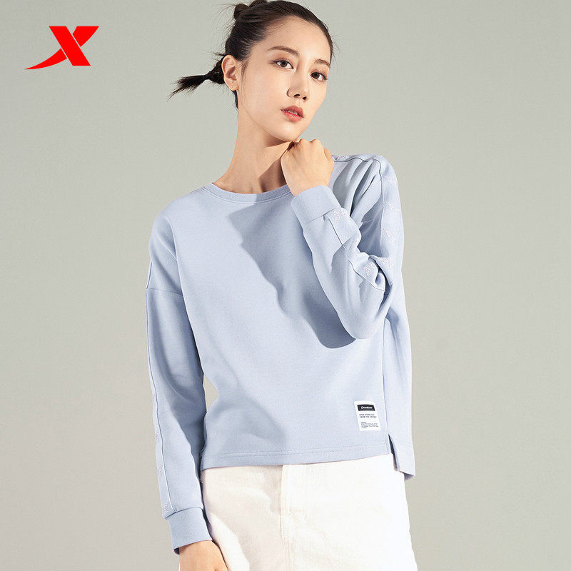 特步女装蝴蝶卫衣女春季新款串标宽松休闲套头运动卫衣