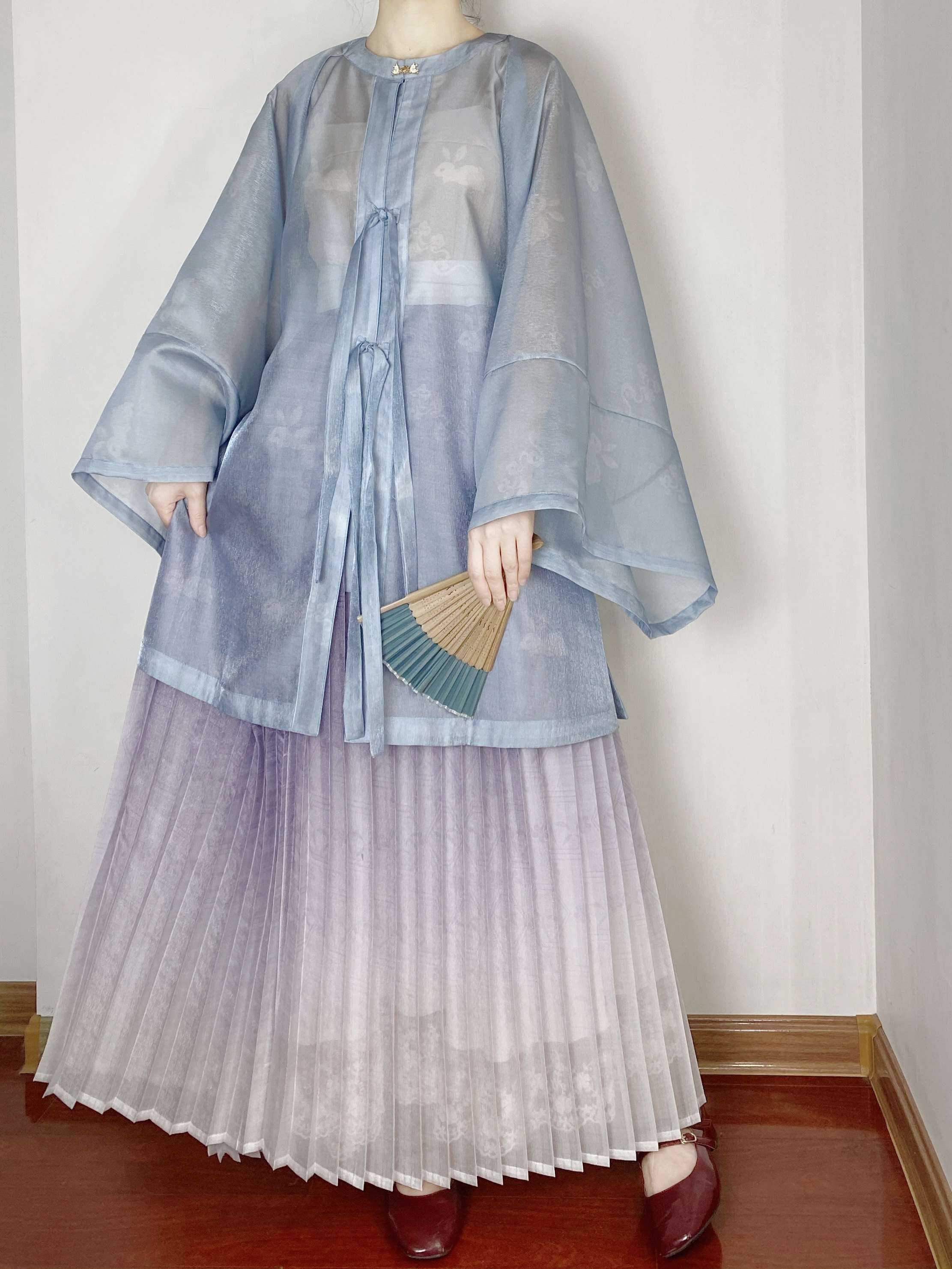 栀子印花渐变日常汉服襟衫半袖圆领月兔五月汉服