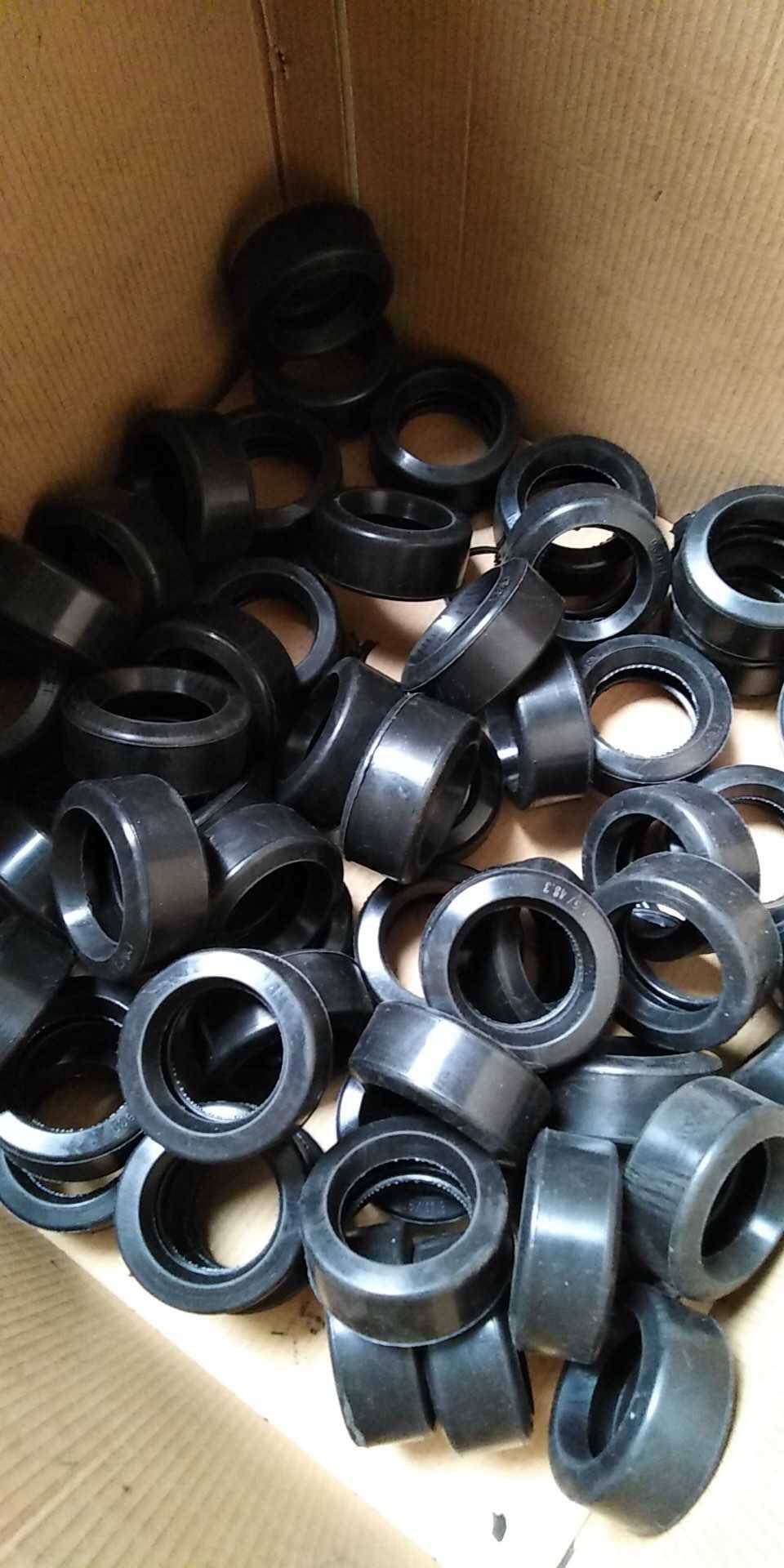 定做橡胶橡胶制品加工硅胶定制减震密封圈胶塞套帽密封件