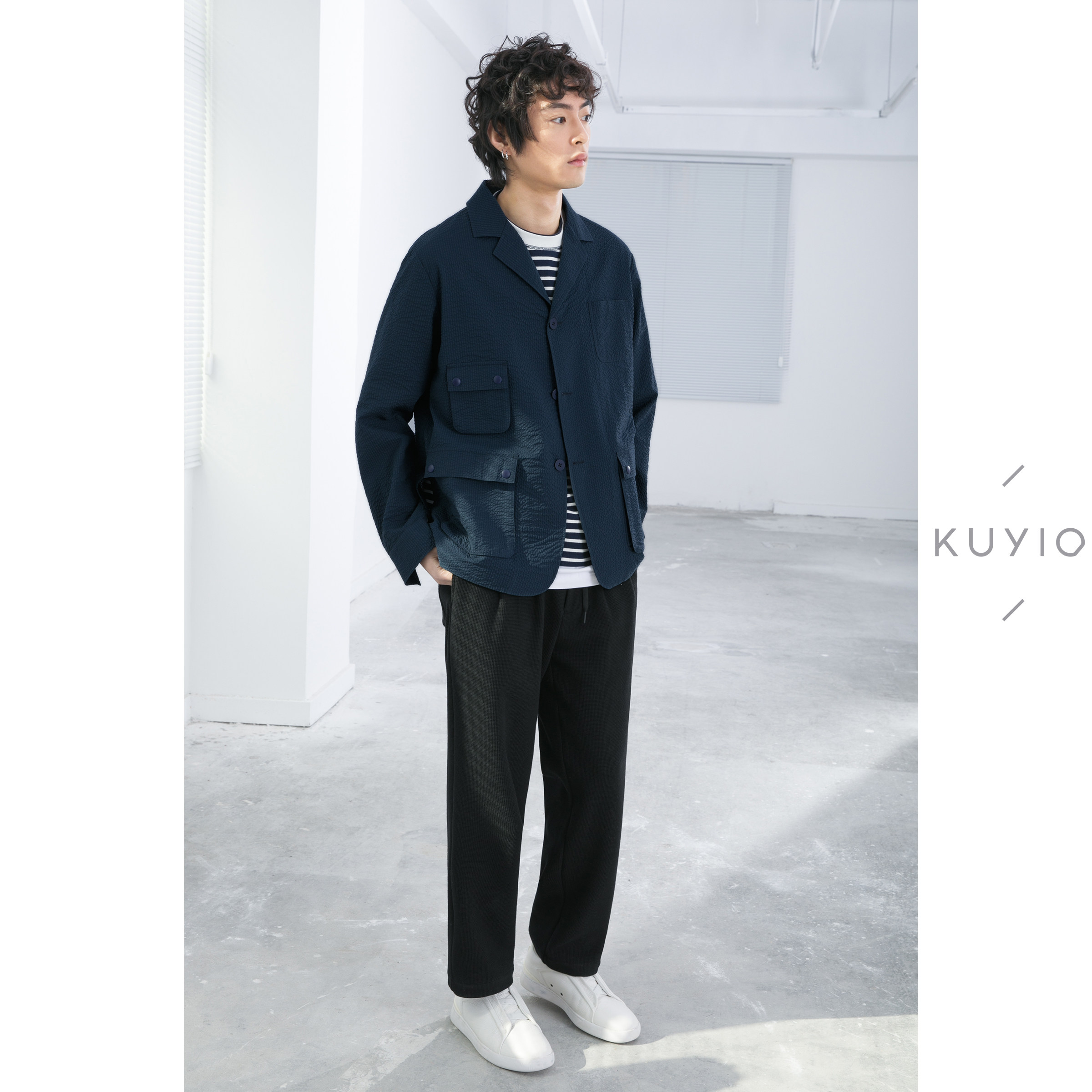 kuyiou定织盐缩泡泡日系工装猎装多口口袋宽松西服