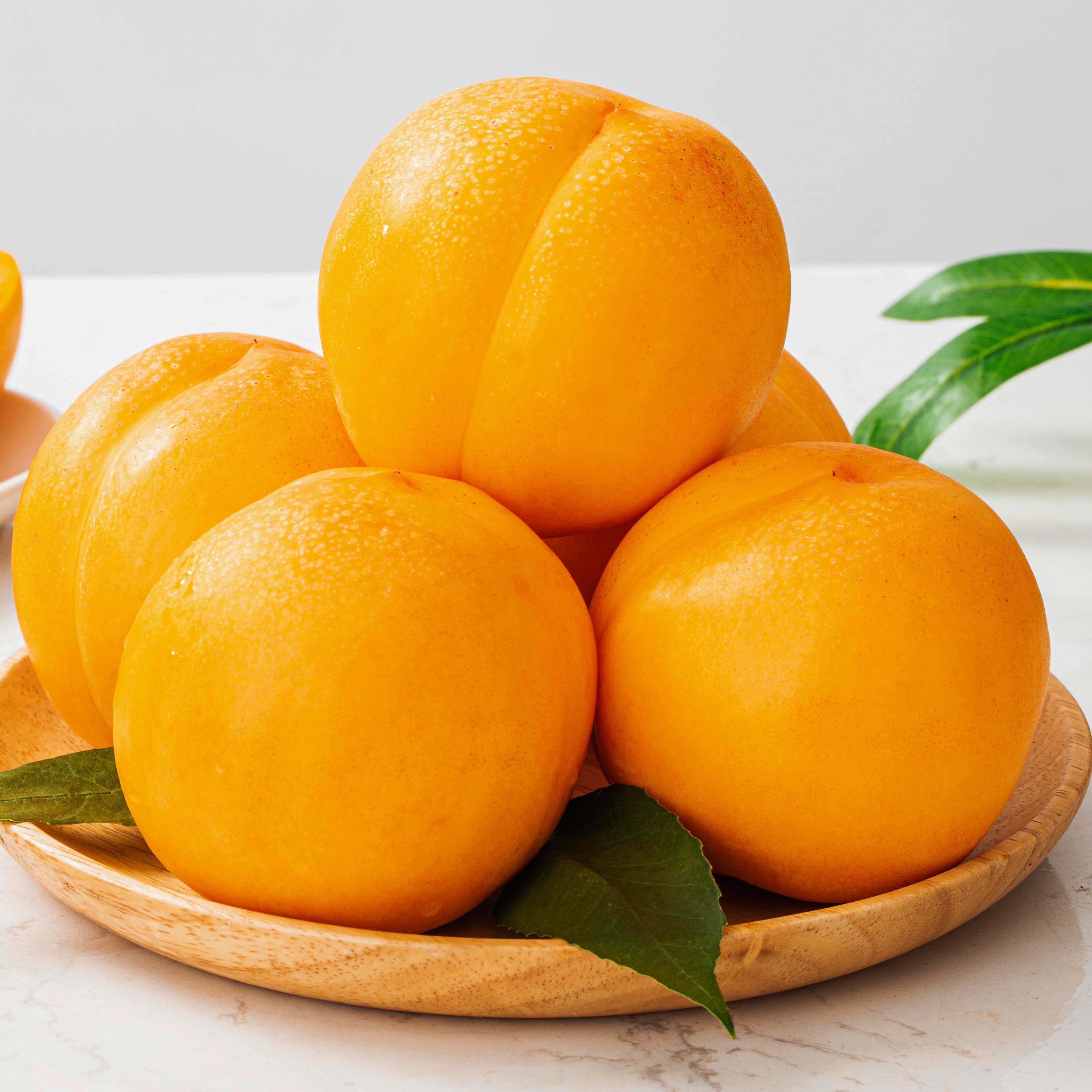 新鲜油桃黄金正宗应季黄金蜜桃孕妇甜黄大果水果桃