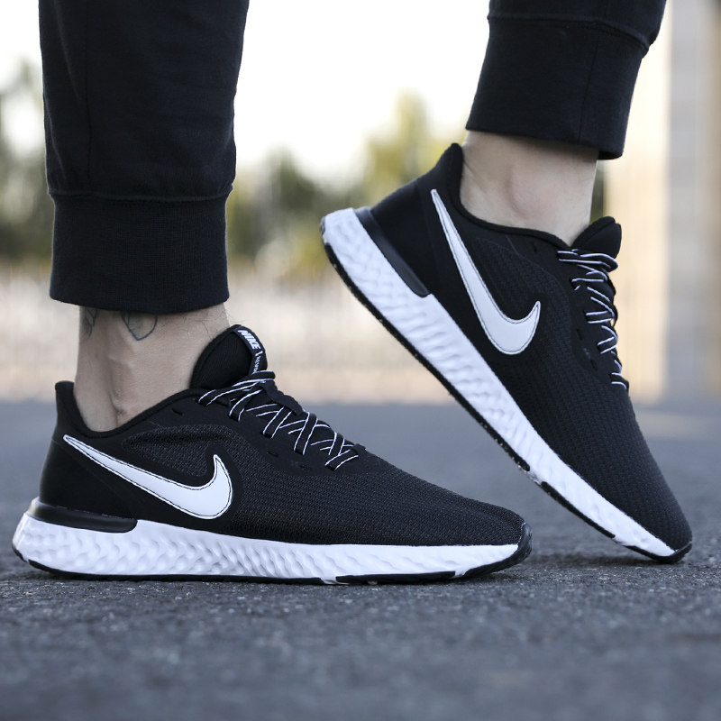 nike耐克跑步鞋男鞋2022春春新款低帮网面休闲鞋运动鞋cz8591001