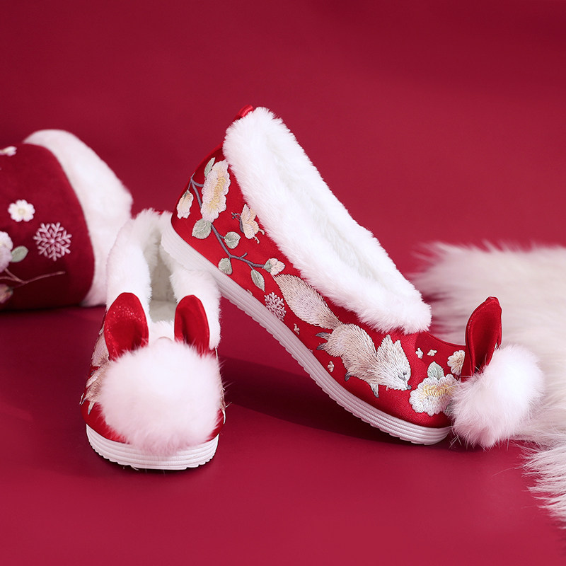 必川原创兔子红色配汉古装鞋子增高冬季加绒布鞋