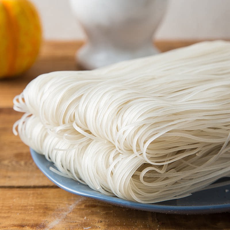 越南进口河粉400g宽河粉干粉扁粉宽粉原装袋装越竹林米粉1mm包邮