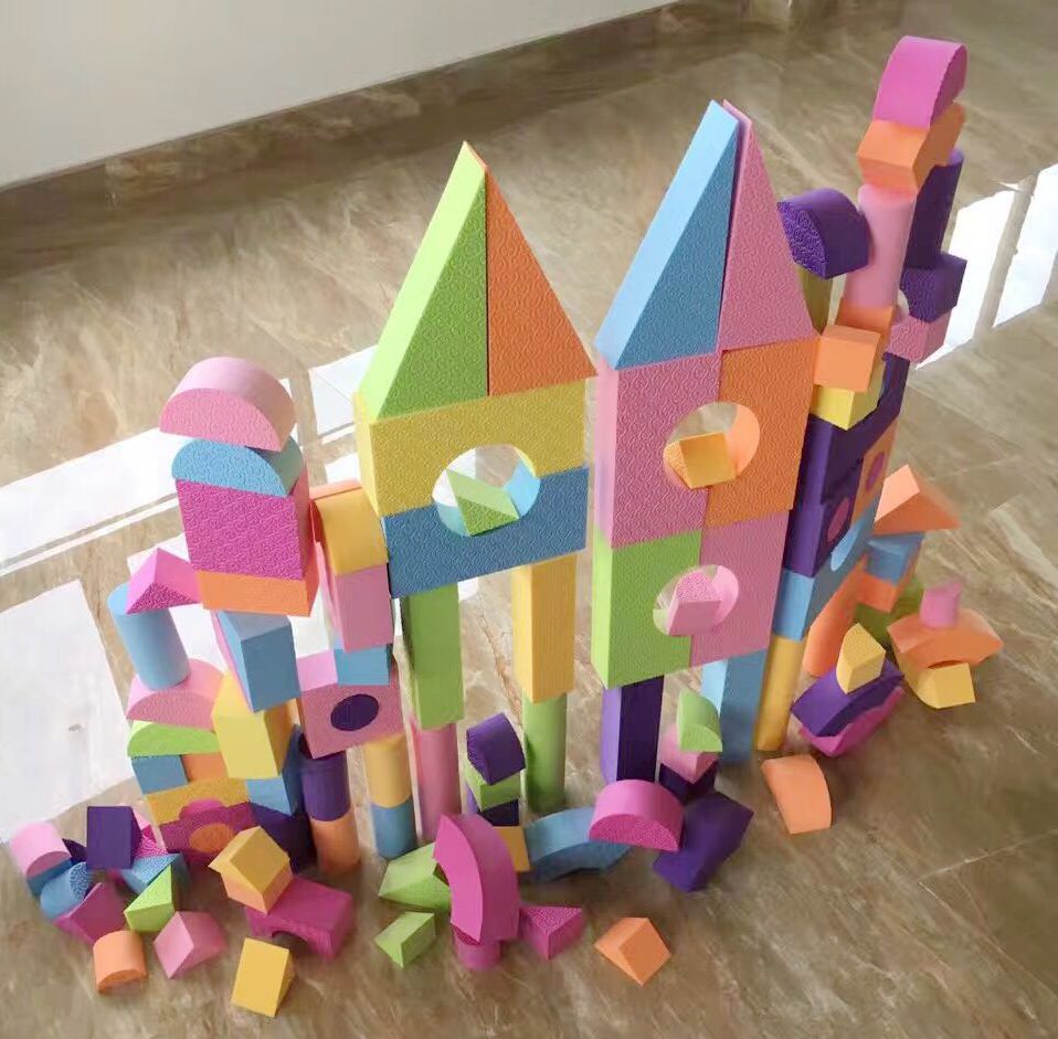 幼儿园大型积木儿童户外大号建构区材料建构