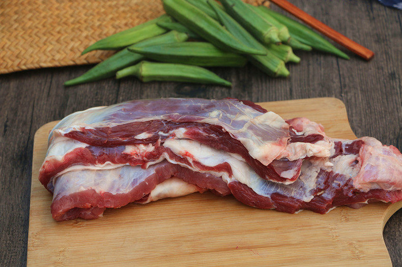 牛腩新鲜牛肉现杀黄牛肉另有肋条里脊牛腿牛腩