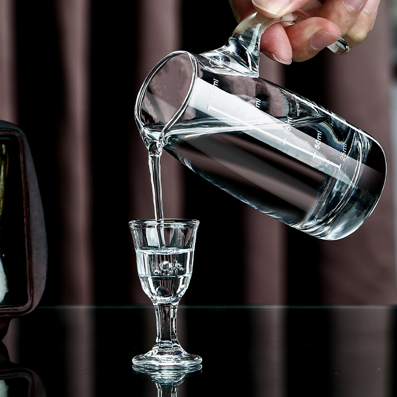 酒器中式酒具刻度高档轻奢一口小号家用玻璃白酒杯