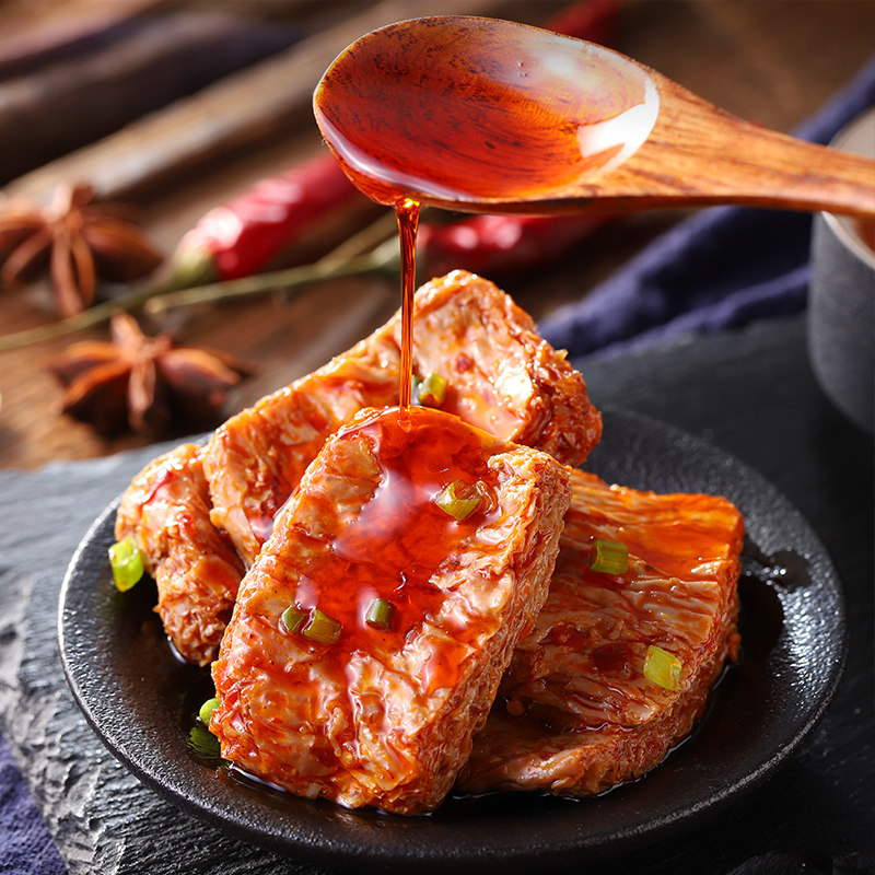 手撕素肉素牛牛排好吃辣条网红宿舍零食小吃卤味素食