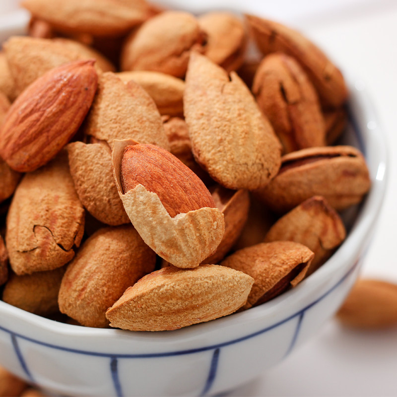 巴旦坚果袋装500g整箱5斤茶点小吃杏仁