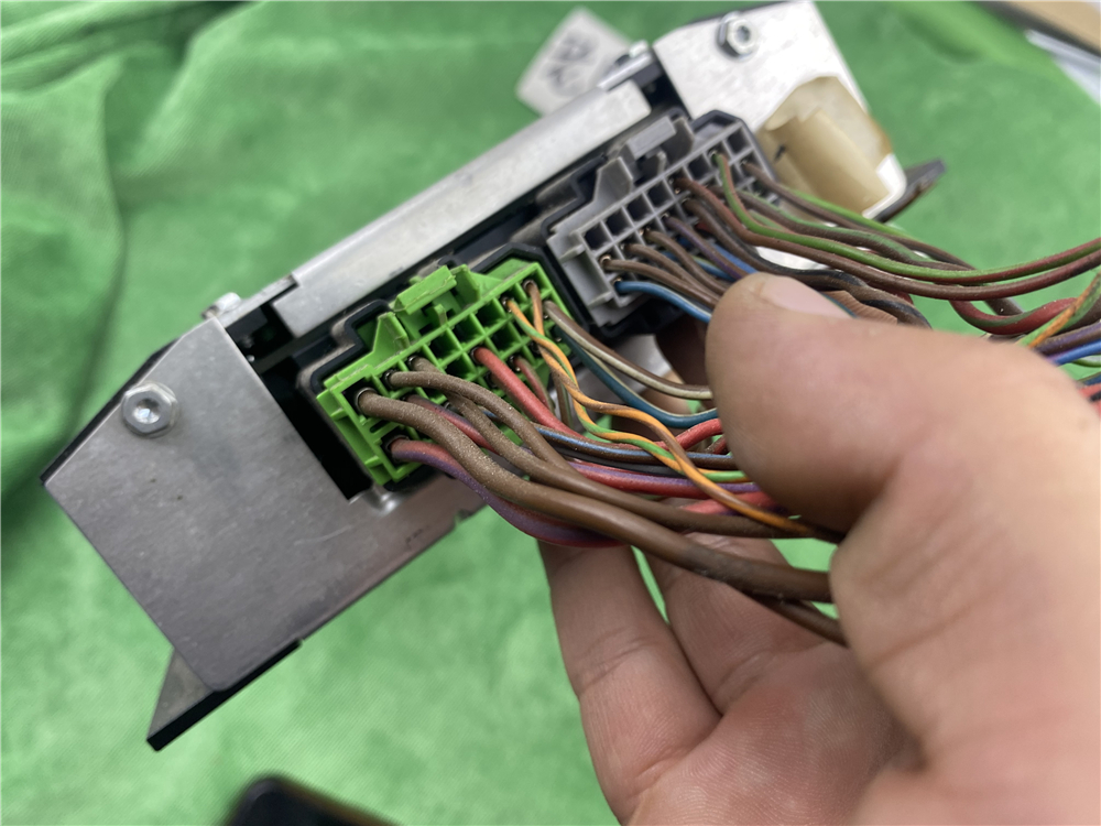 适用大众途锐拆车二手进口蓝宝8路4路dsp汽车功放