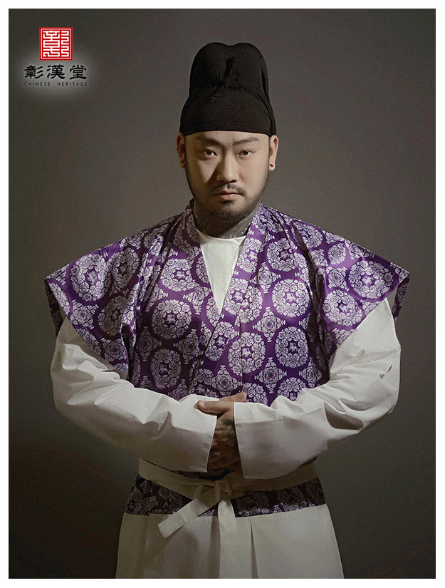 汉堂唐制交半臂紫地立狮宝相花纹复原原款汉服汉服定制