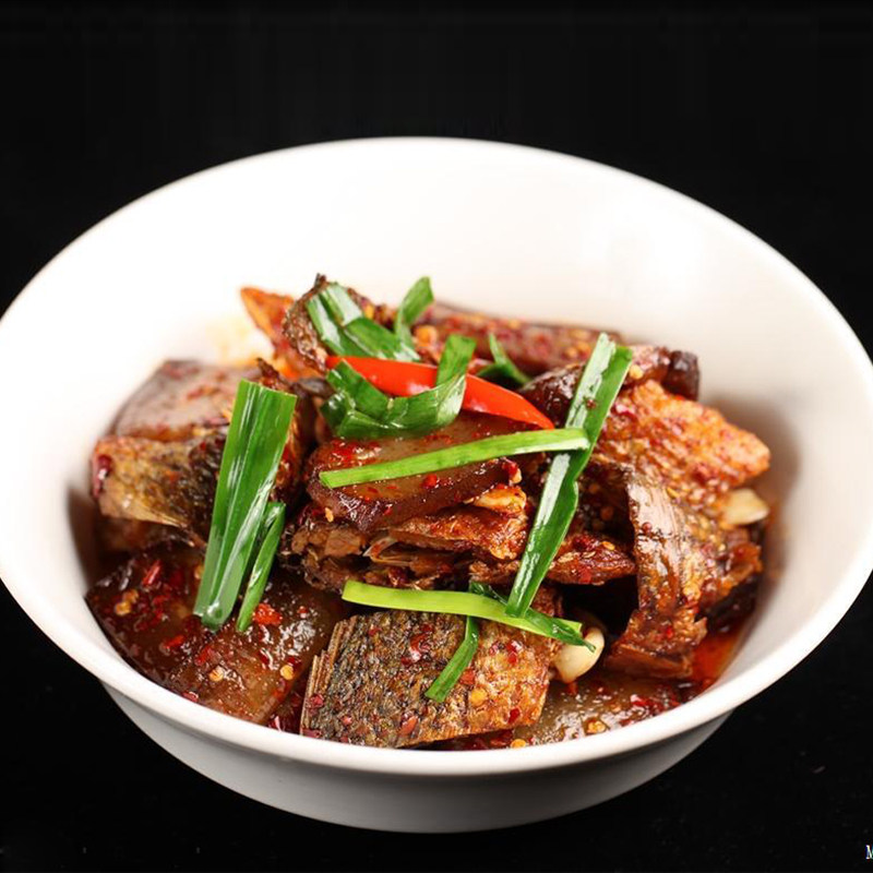 腊鱼鱼块湖南特产烟熏鱼草农家自制柴火水产鱼干