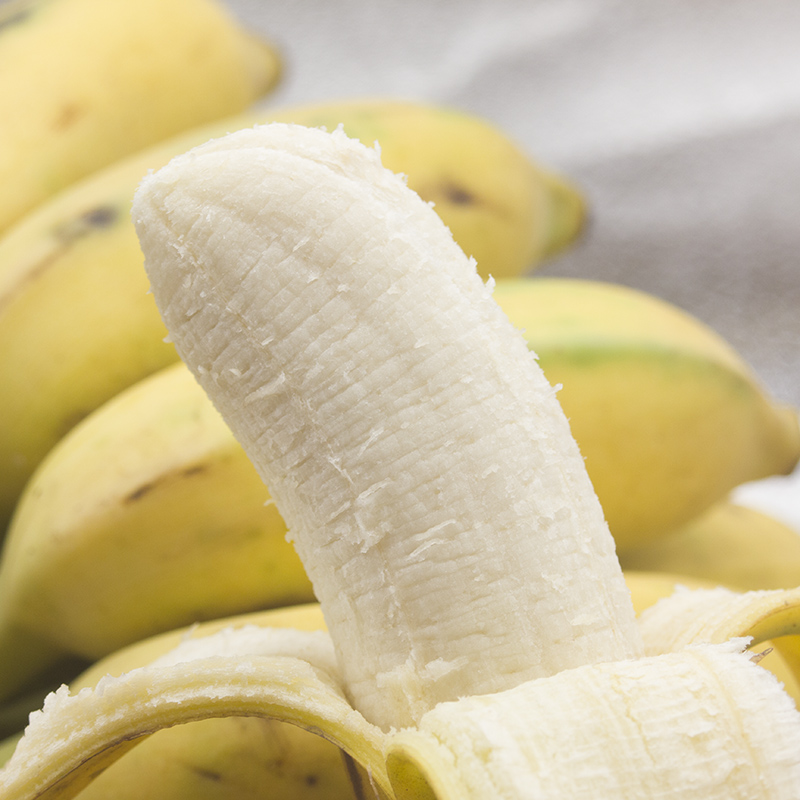 广西小米米蕉当季水果新鲜10斤自然banana整箱礼品袋