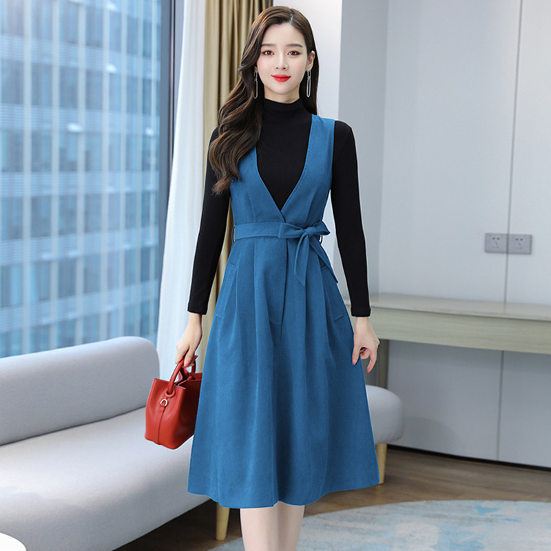秋冬季背带连衣裙两件套女2020年新款气质女神范显瘦加厚套装裙子