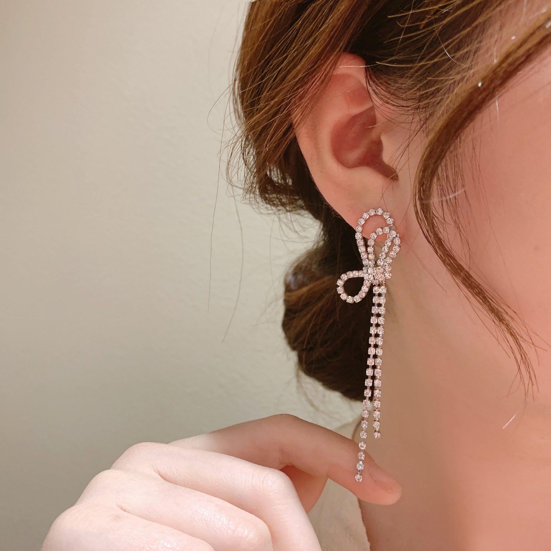 耳环韩国东大门满钻流苏蝴蝶结银针修饰脸型长耳耳环