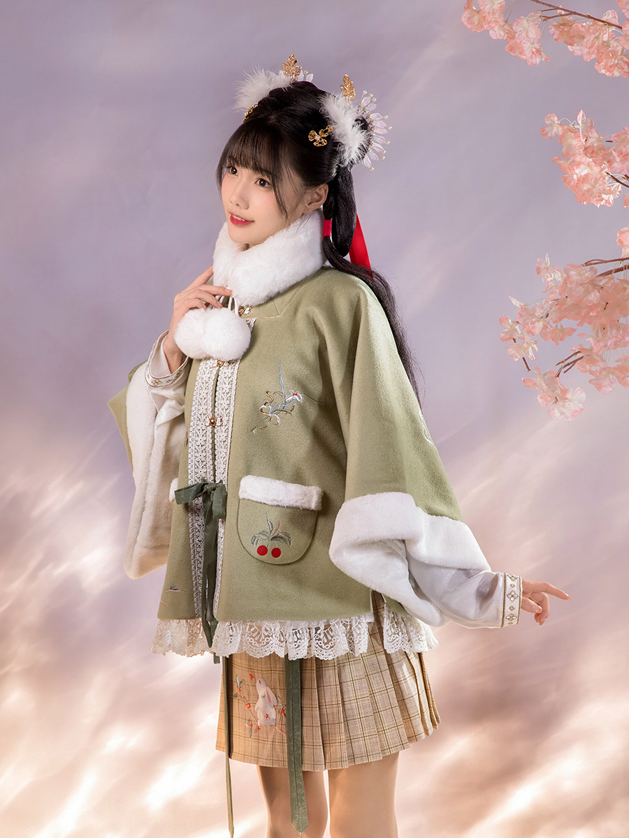 钟灵记月兔短袄一片片式短马面裙毛呢方领半袖披汉服
