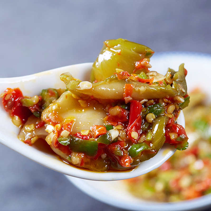 2瓶香辣剁辣椒榨菜酱腌菜湖南特产农家味开胃下饭菜手工泡菜咸菜