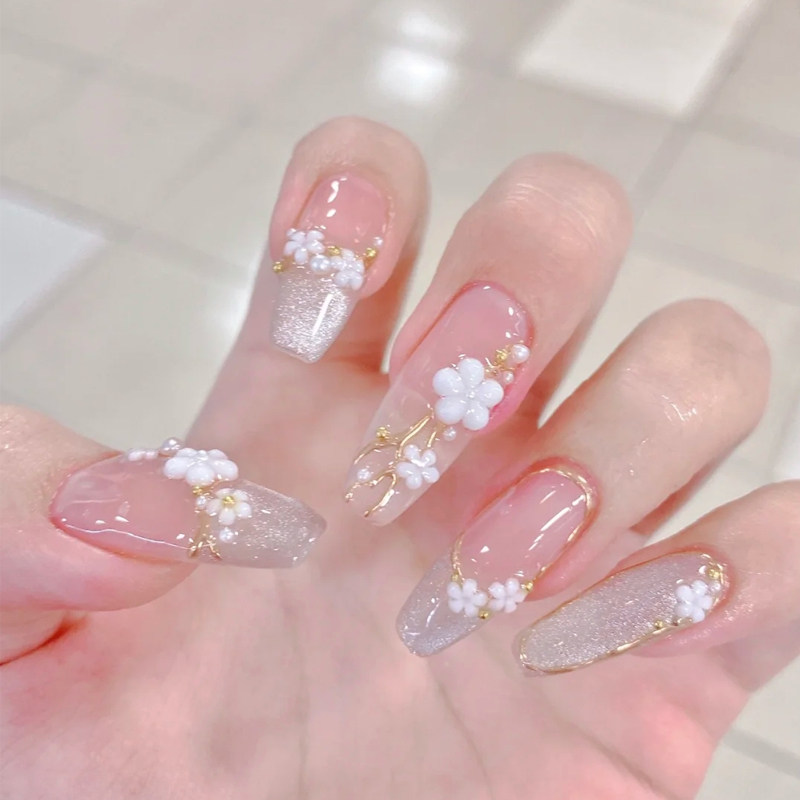 美甲手工定制制成品瓣花2021新款婚纱照结婚婚礼美甲工具