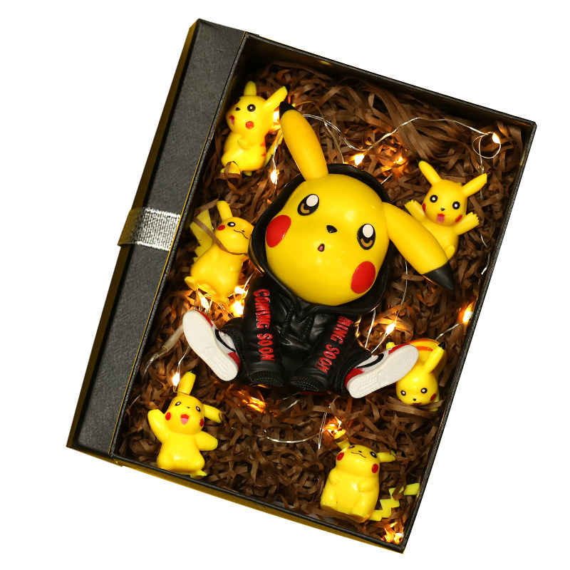 黑色皮卡丘公仔手办生日礼物创意礼盒女生精灵潮玩盲盒