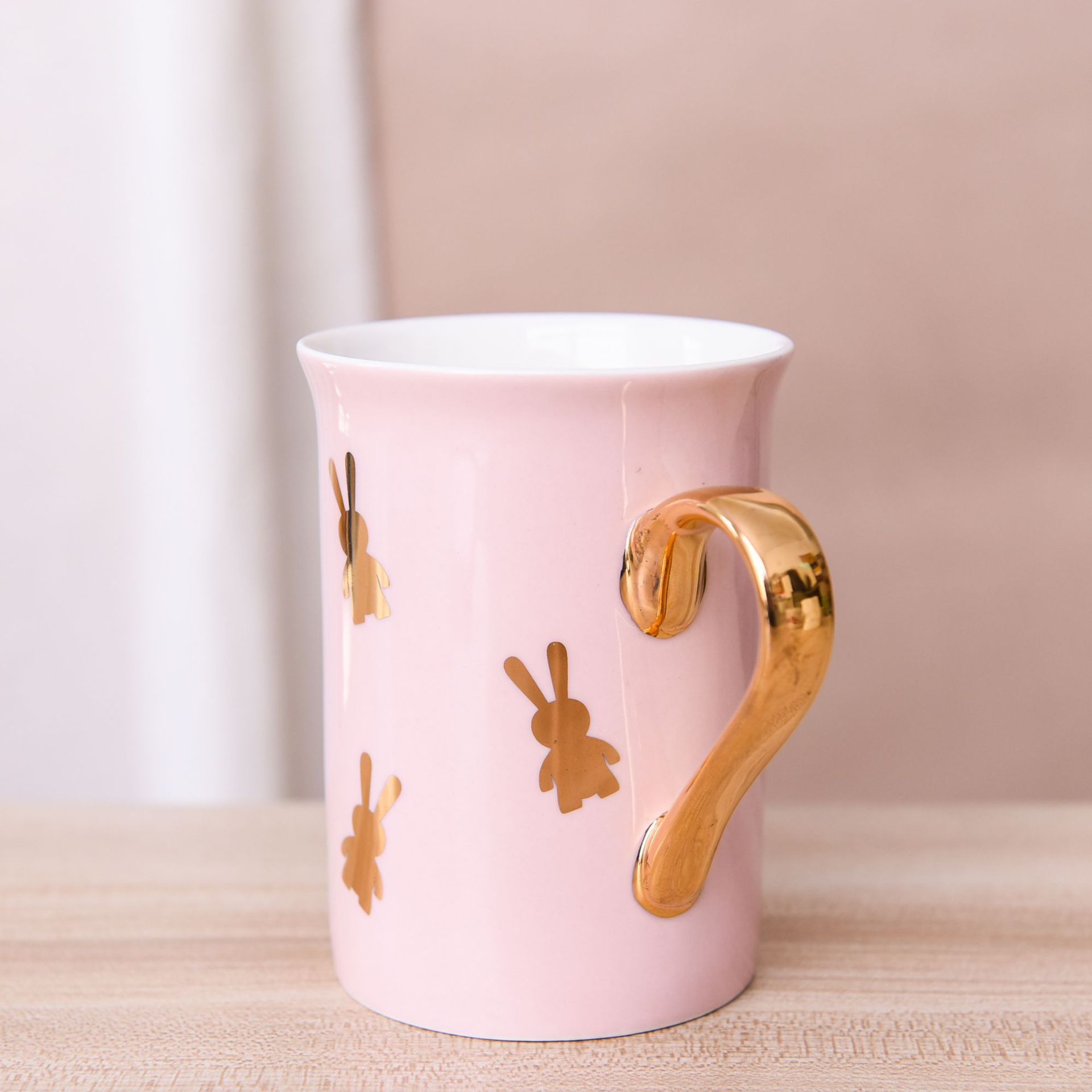 陶瓷瓷杯创意反口可爱可爱兔兔子马克彩釉礼品其他物联网器材