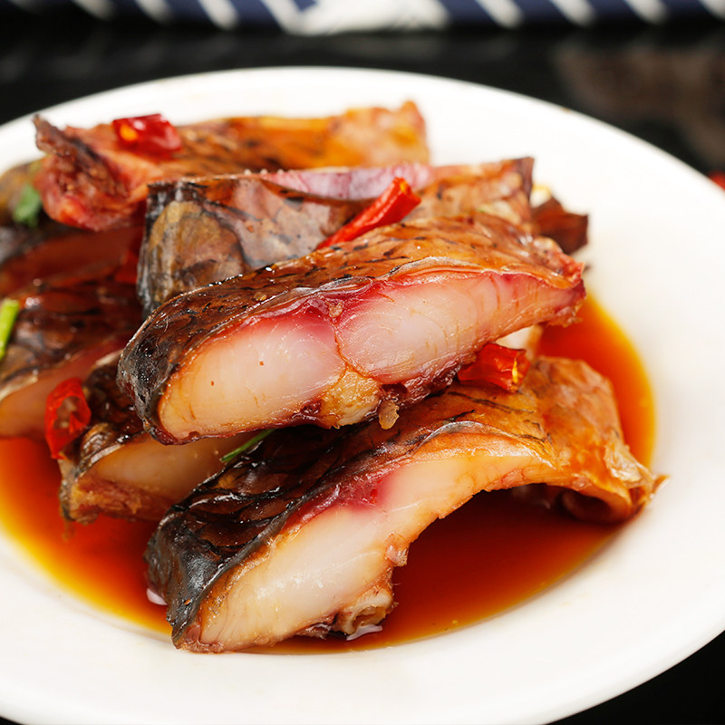 烟熏草鱼正宗湖南特产湘西农家自制腊鱼腊肉腌肉