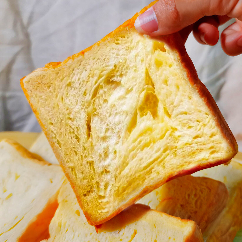 爱一百招牌厚切切片吐司手面包整箱学生营养早餐传统西式糕点
