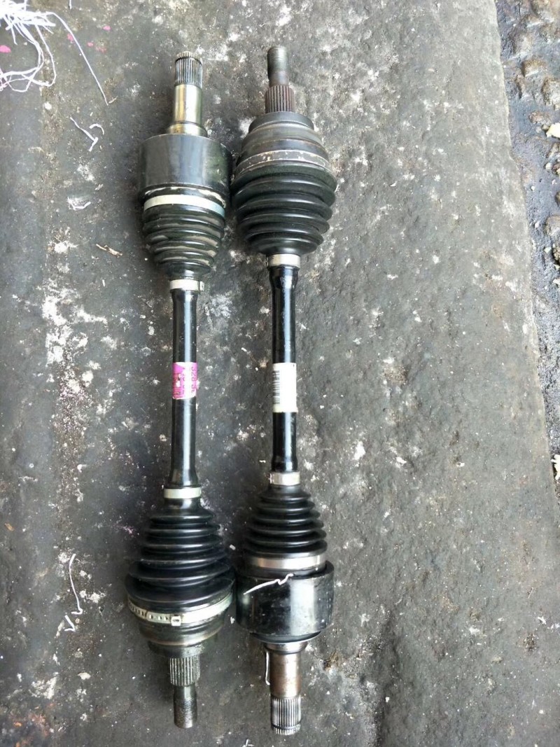 适用于宝马x1x3x4x5x6前后后半轴拆车件半轴